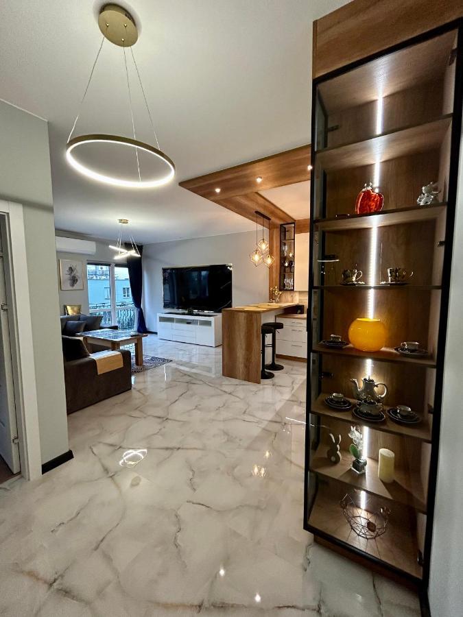 Golden Luxury Suite Nowy Dwór Mazowiecki Exterior foto